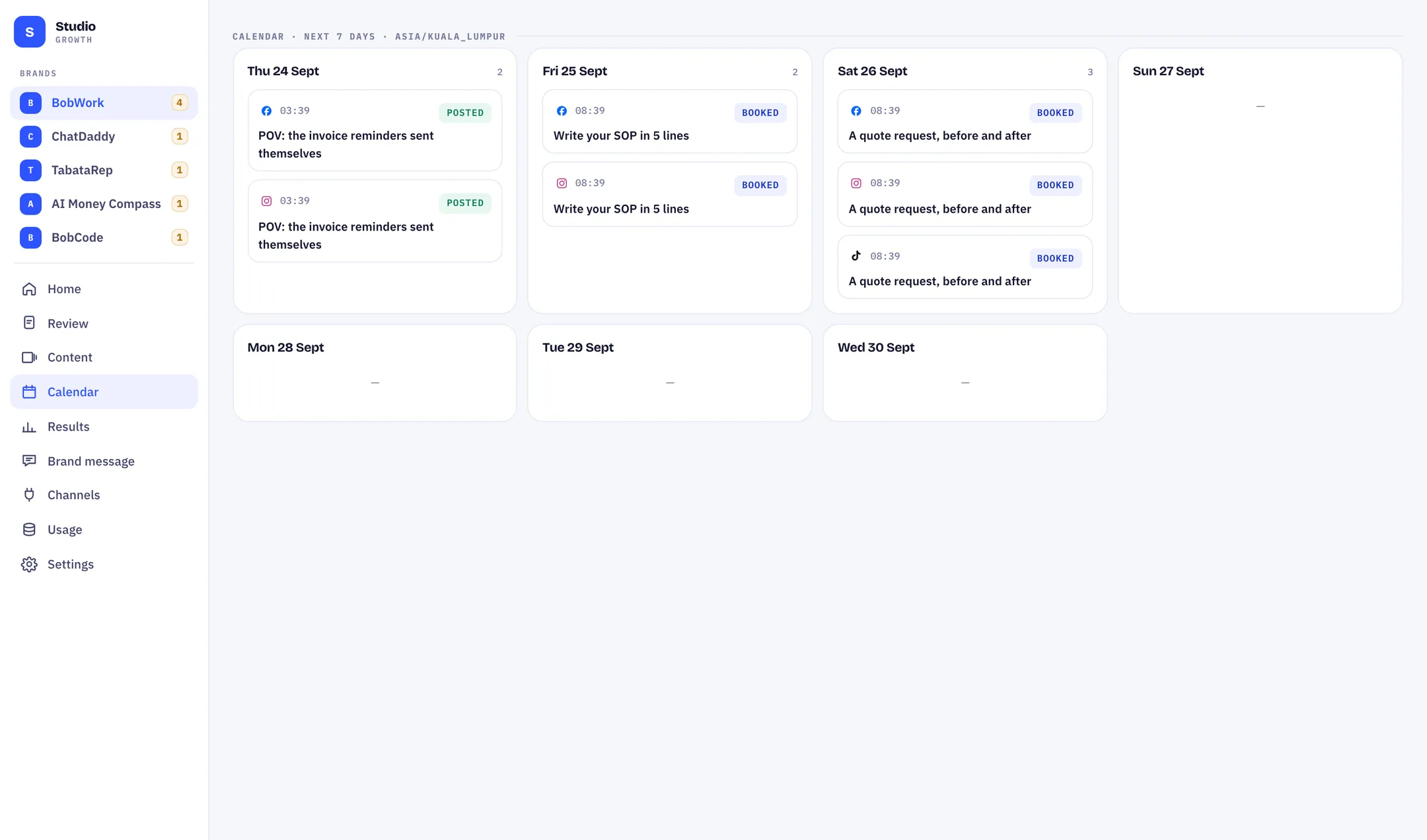 The seven-day calendar, with booked and posted slots per platform